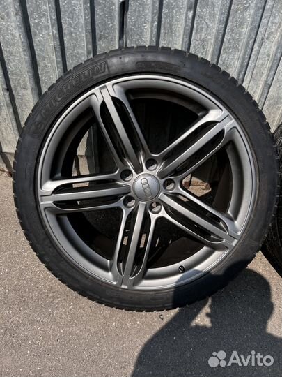 Оригинальный колеса Audi Q7 R21 S-line