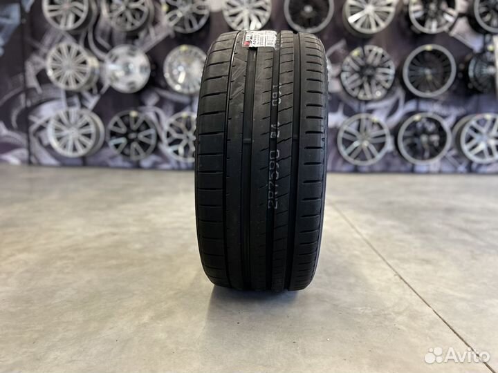 Yokohama Advan Sport V107 255/55 R20 110Y