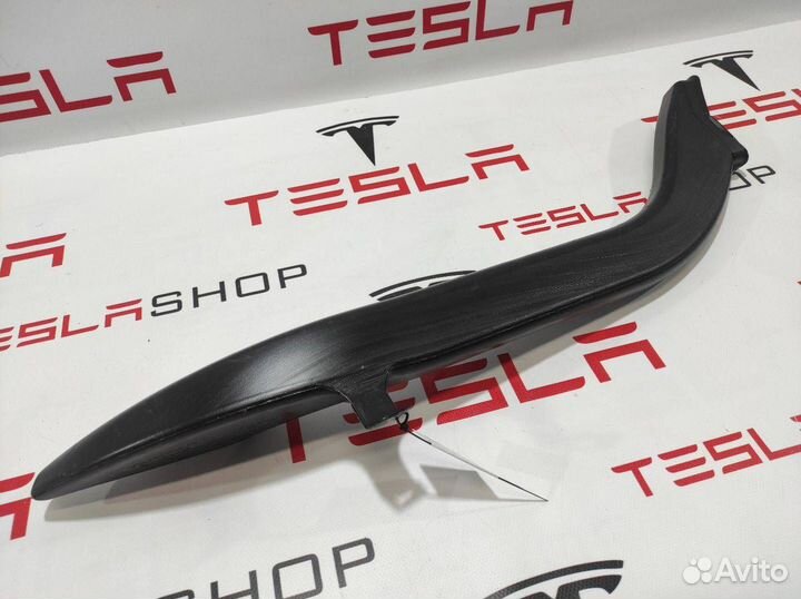 Воздуховод Tesla Model X рест. 2022 1613318-00-A