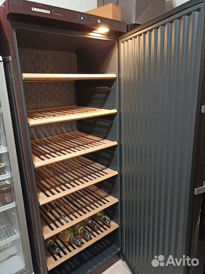 Винный шкаф холодильник Liebherr wkt 6451 grandcru