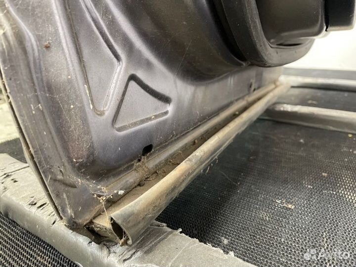 Задняя Дверь Honda CRV 4