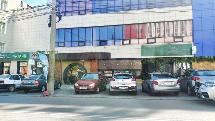 Сдам помещение свободного назначения, 888.9 м²