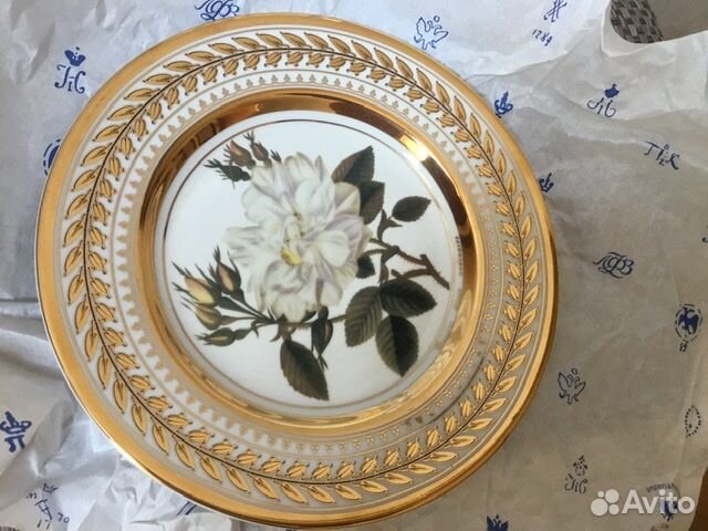 Декор тарелка белая Роза ифз