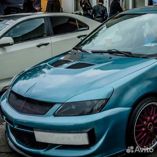 Ресницы передней оптики широкие Митцубиси Лансер 9