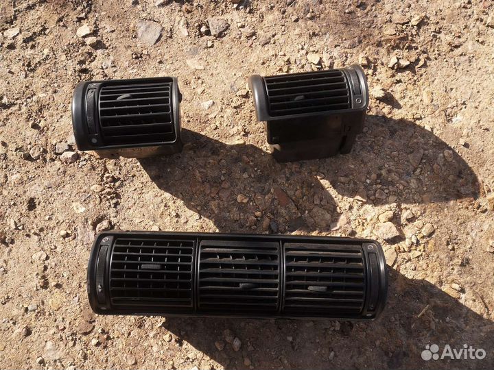 Дефлекторы, воздуховоды Audi A4B5