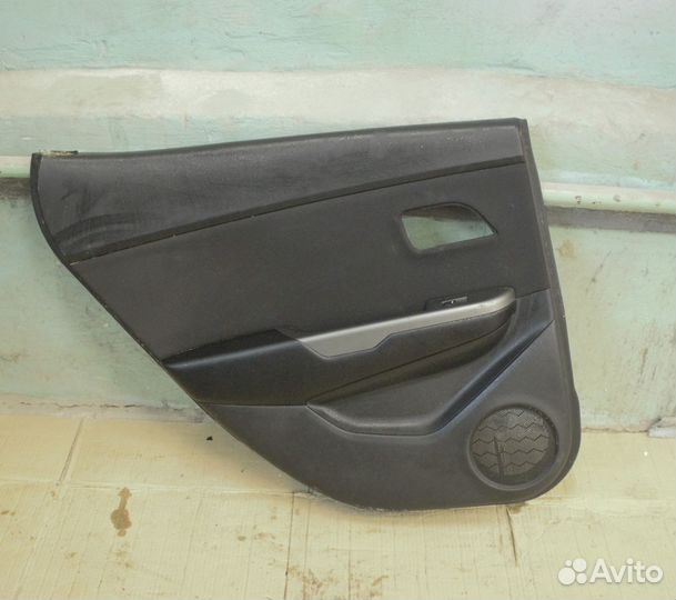 Дверные карты на Kia Rio 3