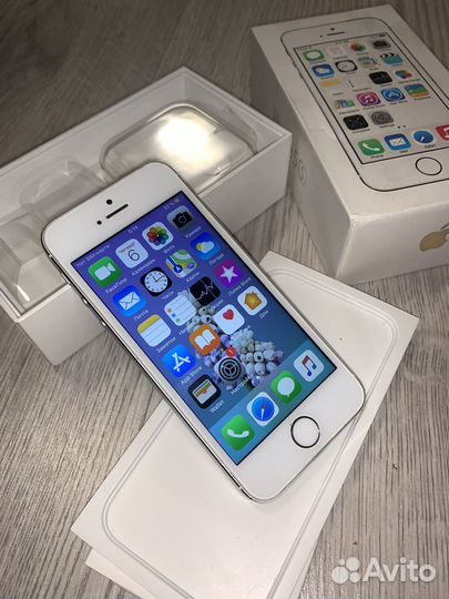 iPhone 5S, 16 ГБ