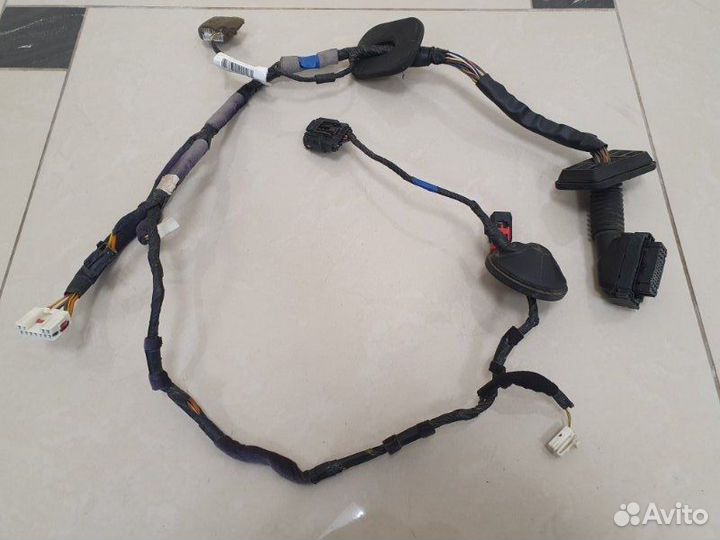 Проводка двери передняя правая Hyundai Sonata YF