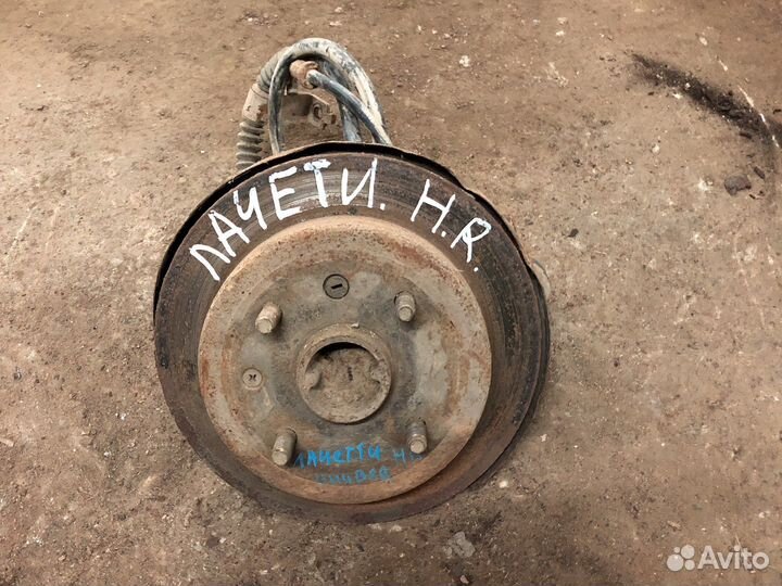 Chevrolet lacetti кулак задний правый