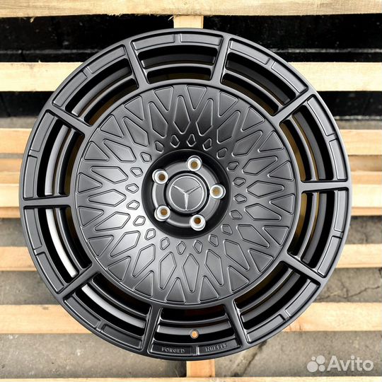Кованые диски R23 GT Forged на Mercedes G-class