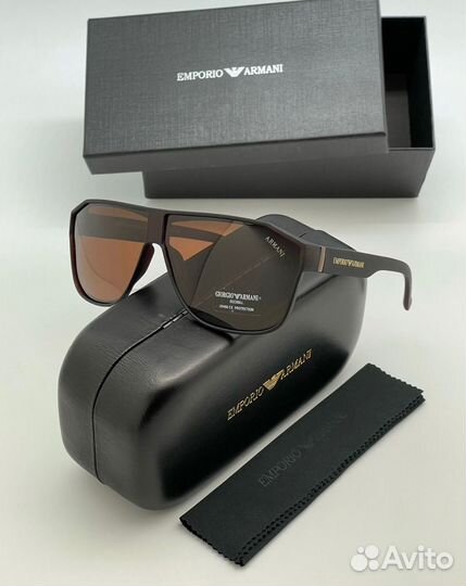 Солнцезащитные очки мужские брендовые