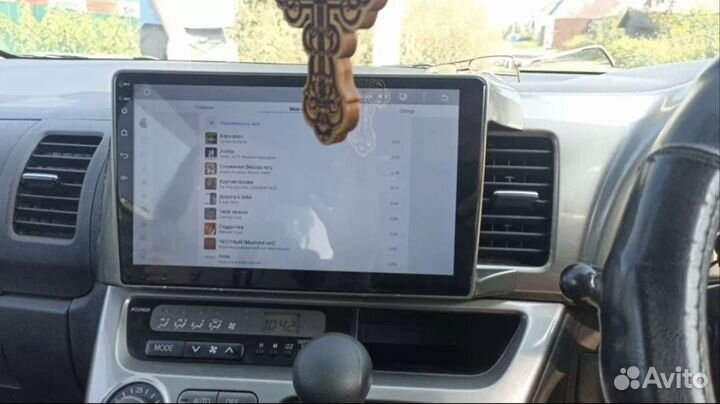 Wish Toyota android штатная магнитола teyes