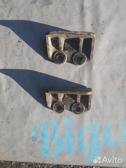 Кронштейн ограничения передней рессоры Faw J6