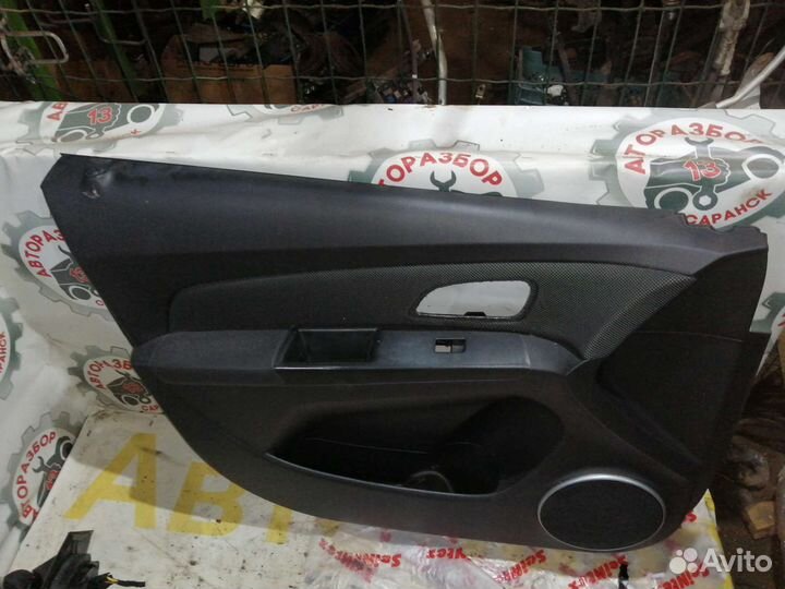 Карта двери обшивка Chevrolet Cruze