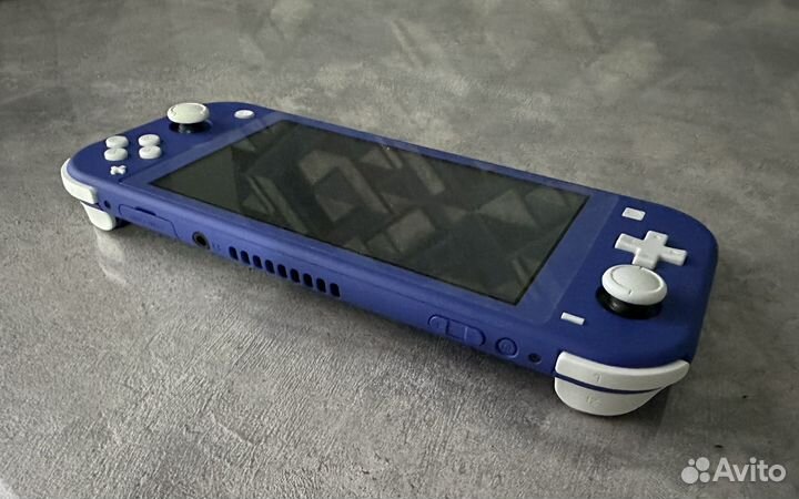 Nintendo switch lite + чехол + карта 128Гб