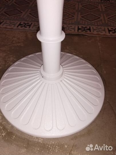 Стол кухонный круглый