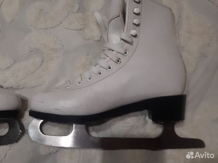 Коньки фигурные детские 35