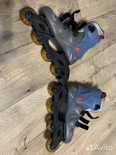 Роликовые коньки