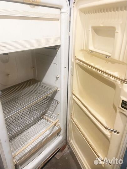 Холодильник б/у