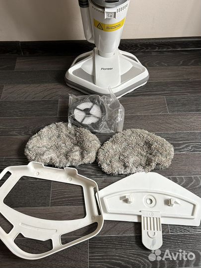 Вертикальный паровой пылесос 3в1