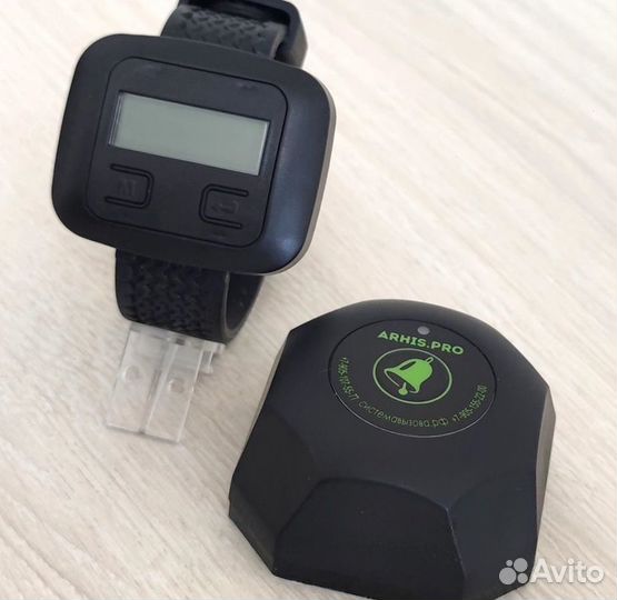 Кнопка вызова персонала официанта Бургер и часы