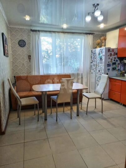 Коттедж 196,6 м² на участке 16,8 сот.