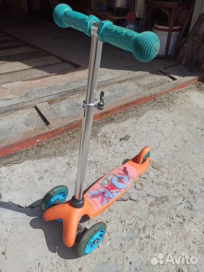 Самокат детский трехколесный бу