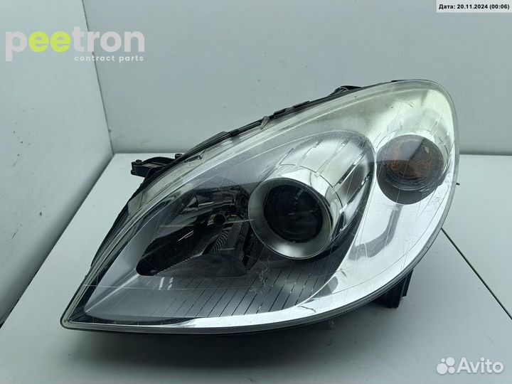 Б/У Б/У Фара левая 1698201761 mercedes-benz