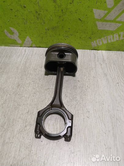 Поршень с шатуном Хендай i30 12-17