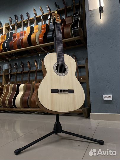 Yamah C40M Новая классическая гитара
