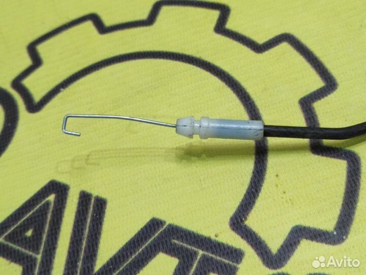 Замок двери передний левый Toyota Noah AZR60