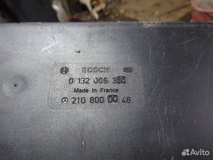 Вакуумное устройство системы центрального замка M