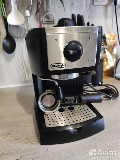 Кофемашина delonghi рожковая