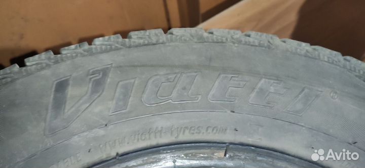 Viatti Brina Nordico V-522 175/70 R14