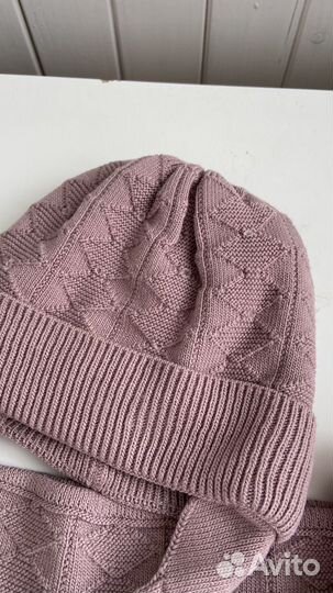 Комплект шапка и шарф, перчатки и носки