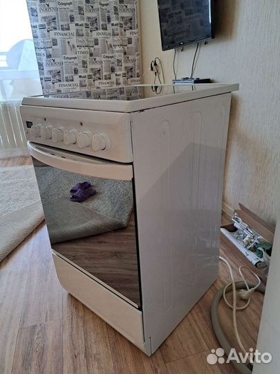 Плита электрическая Hotpoint Ariston