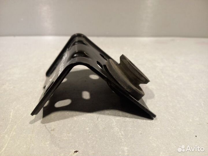 Кронштейн радиатора Chery Tiggo 4 sqre4T15B 2021