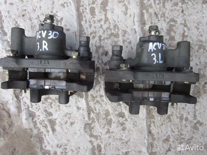 Тормозной суппорт задний тойота Камри