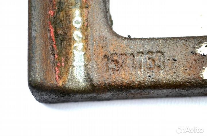 Регулировочный клин рессоры, переднего моста, прав