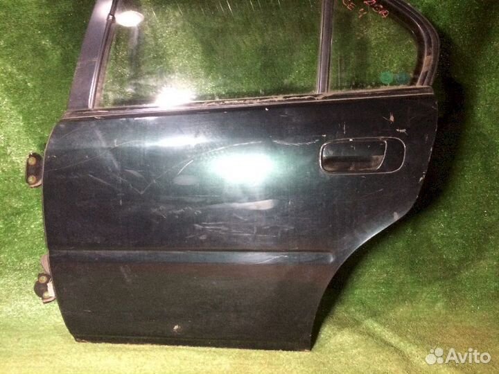 Дверь задняя левая Honda Rafaga CE4 зелёная
