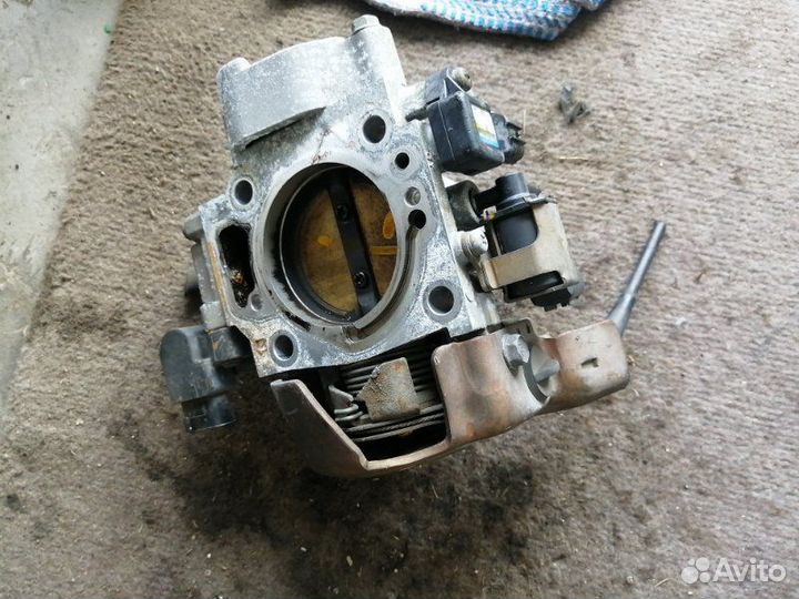 Дросельная заслонка Honda Stepwgn RF3 K20A