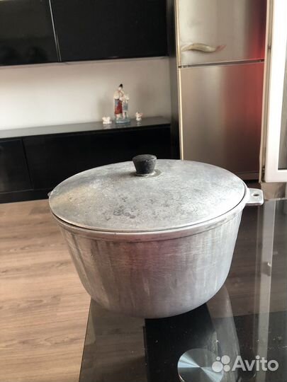 Казан чугунный