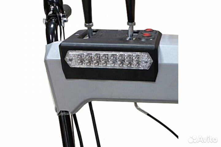 Снегоуборщик Yanis Grey Wolf GE24DHL