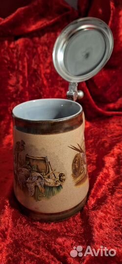 Немецкие пивные кружки с крыжкой