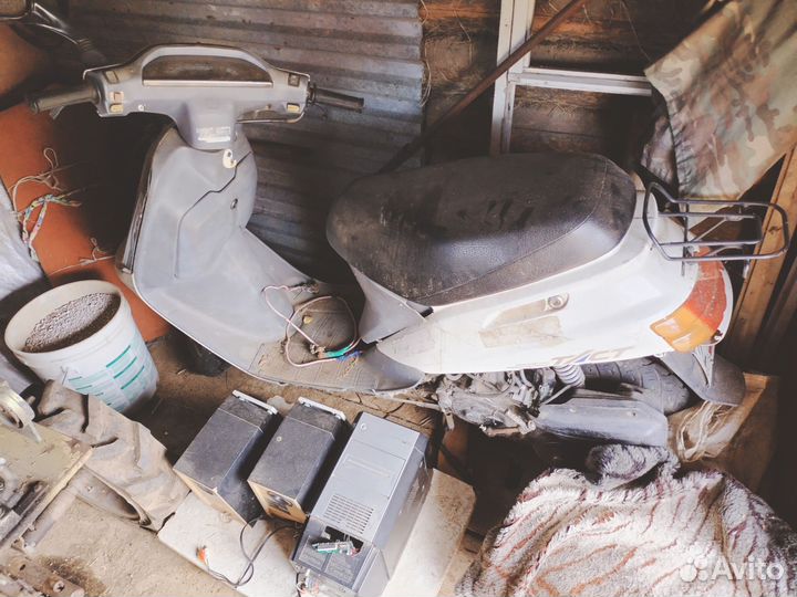 Скутер,хонда 50 кубовый