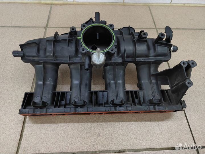 Впускной коллектор Audi A6 C6, A4 B7 2,0tfsi