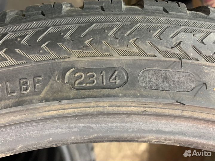 Nokian Tyres Hakkapeliitta 8 225/40 R18