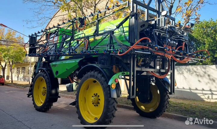 Самоходный опрыскиватель Bernardin Galaxy 3500