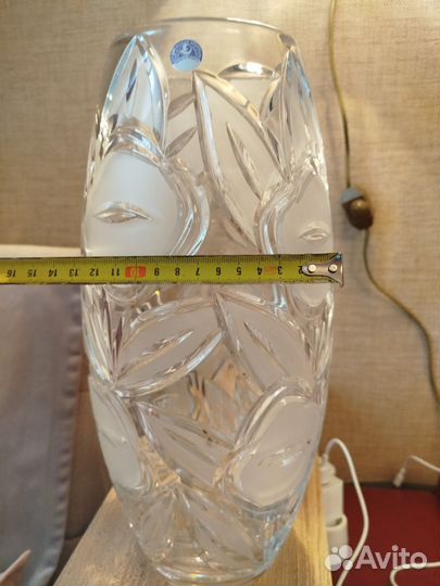 Ваза для цветов хрустальная