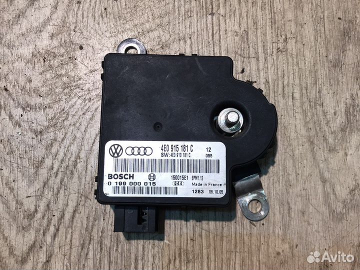 Блок контроля напряжения акб Audi A8 4E2